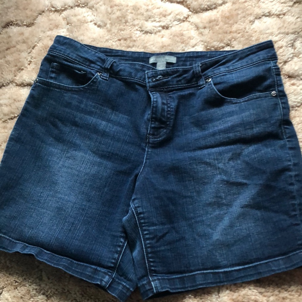 New York and company shorts